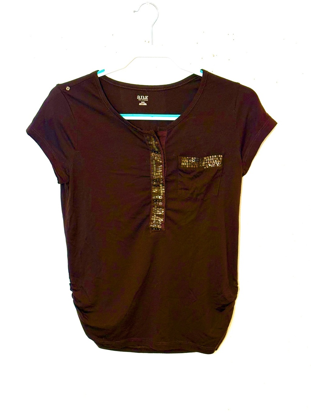 a.n.a Rich Dark Brown Sequin Henley Short Sleeve Top. Size S. GUC.